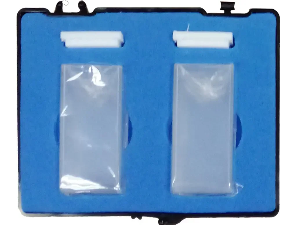 SQUARE CUVETTES.QUARTZ 20mm 3