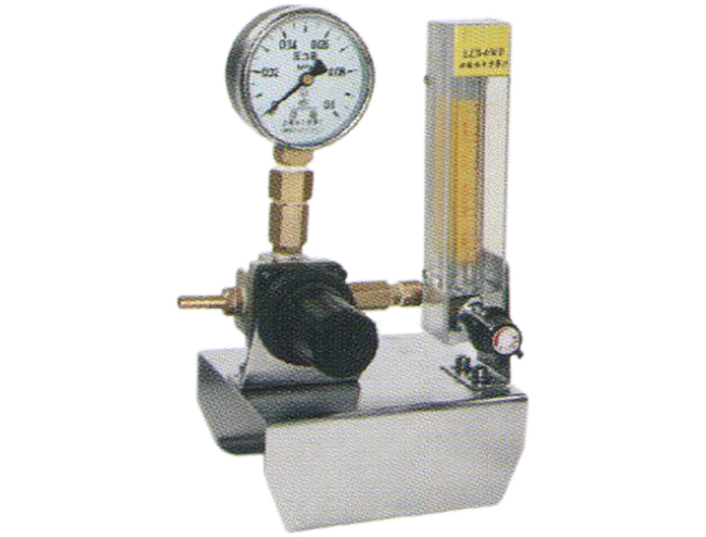 Pressure and flow control valve