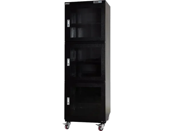 Dry cabinet 1-10%RH 728 liter 5 Shelves 3 Doors