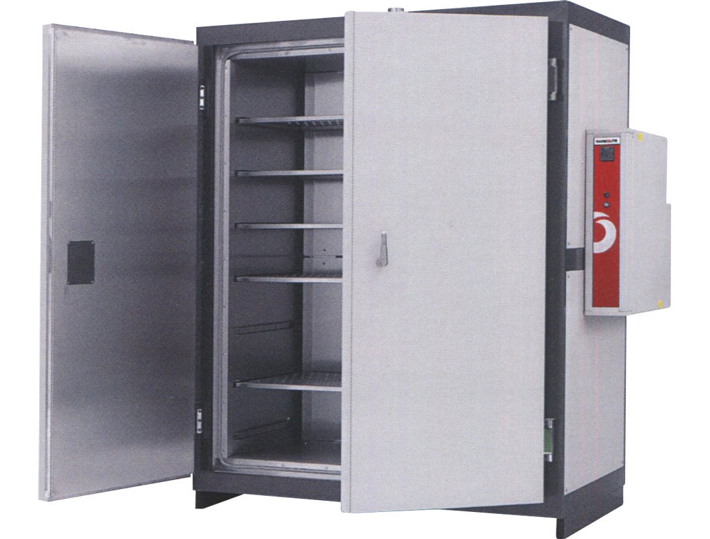 Laboratory Drying Oven 910 L/ 250 Deg.c