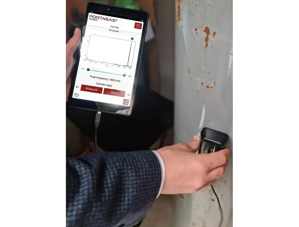 Acoustic Non-invasive pressure monitoring for inert gas systems.