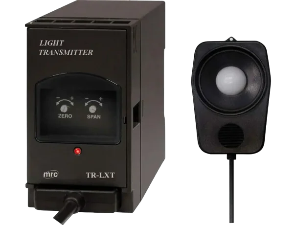 LIGHT TRANSMITTER